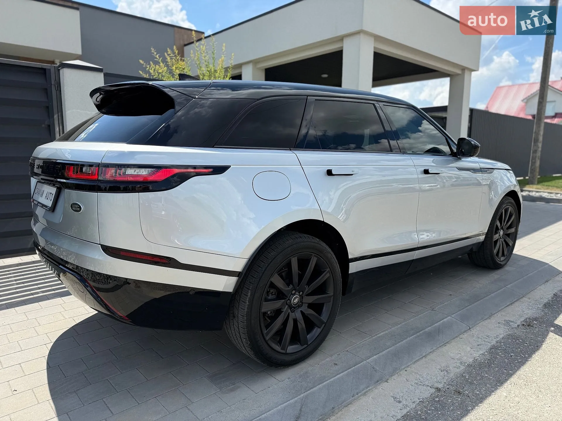 2018 Land Rover Range Rover Velar - мініатюра 16