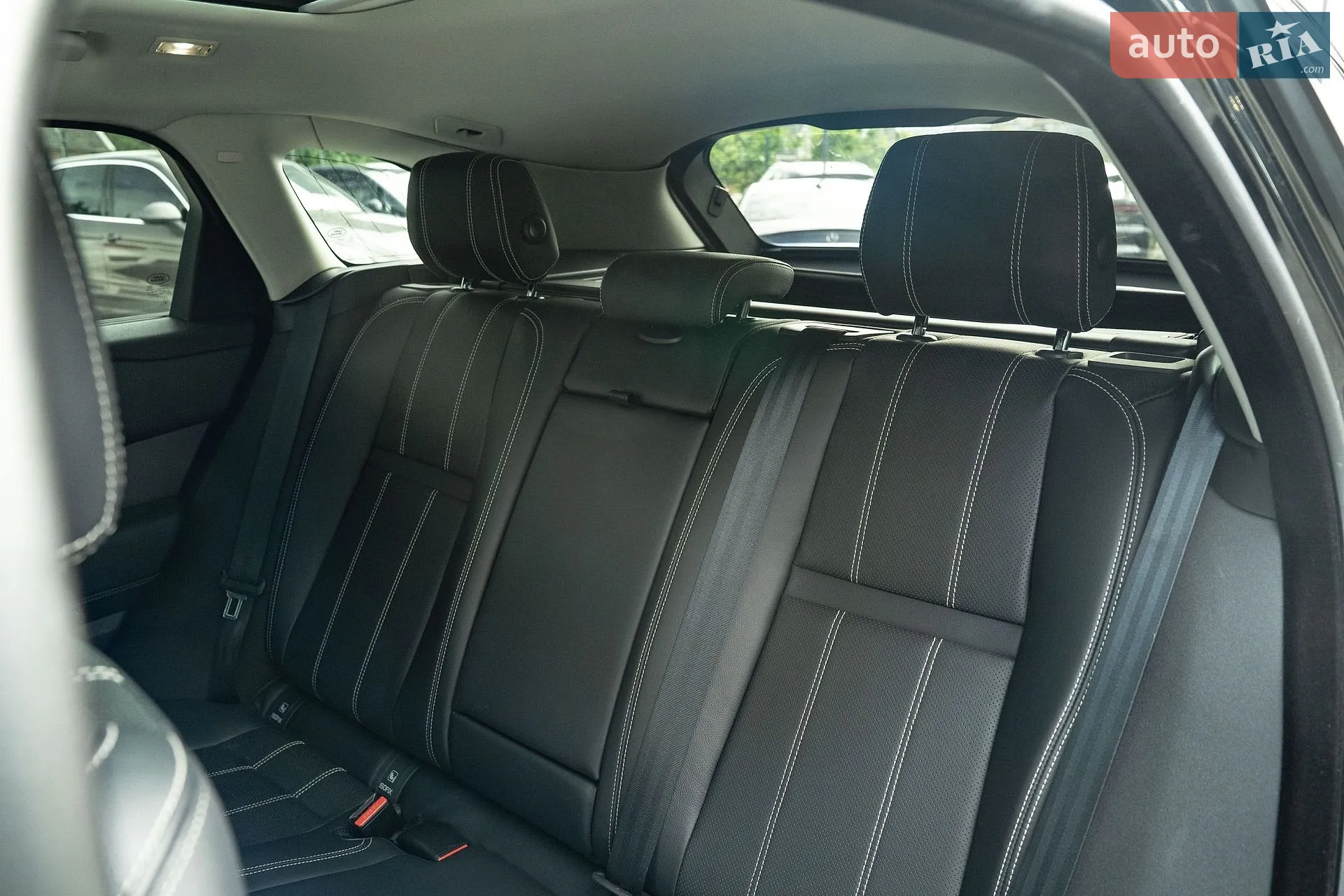 2017 Land Rover Range Rover Velar - мініатюра 41