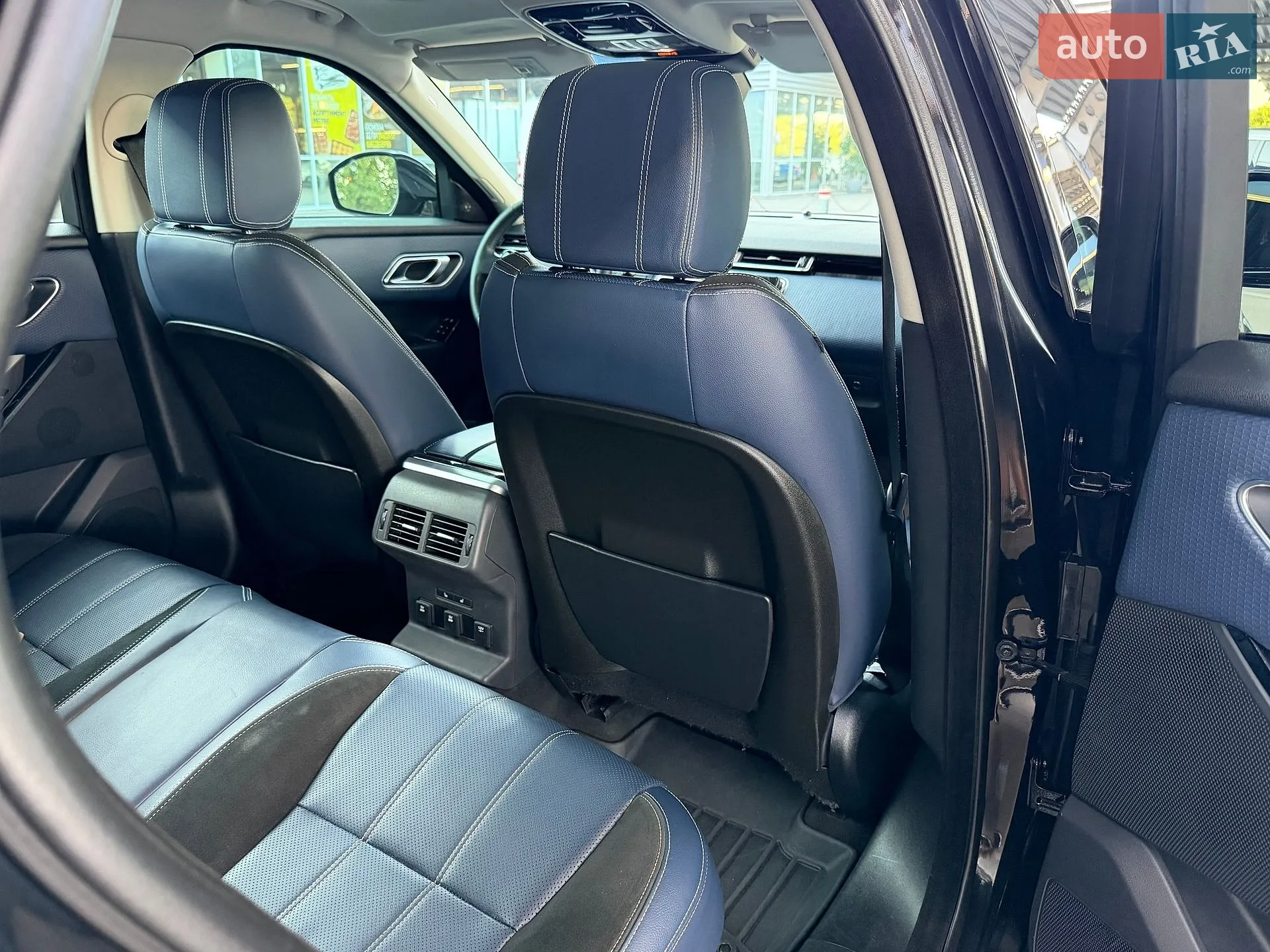 2017 Land Rover Range Rover Velar - мініатюра 33