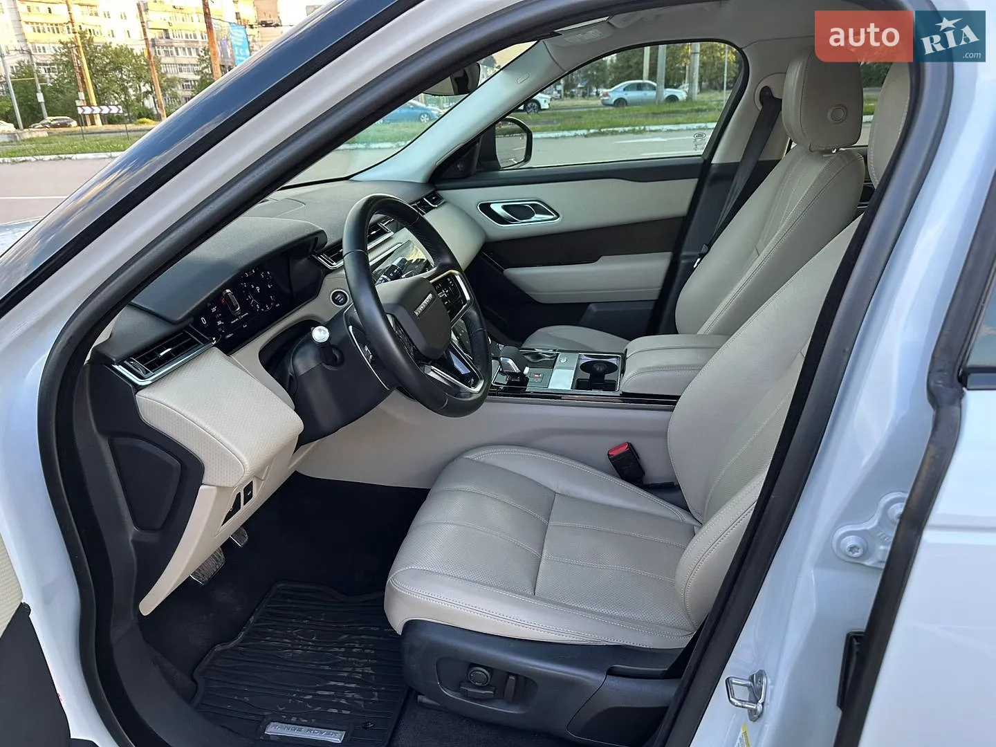 2021 Land Rover Range Rover Velar - мініатюра 30