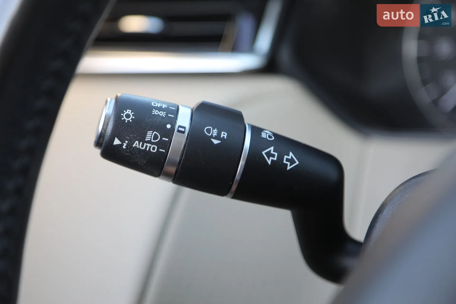 2018 Land Rover Range Rover Velar - мініатюра 25
