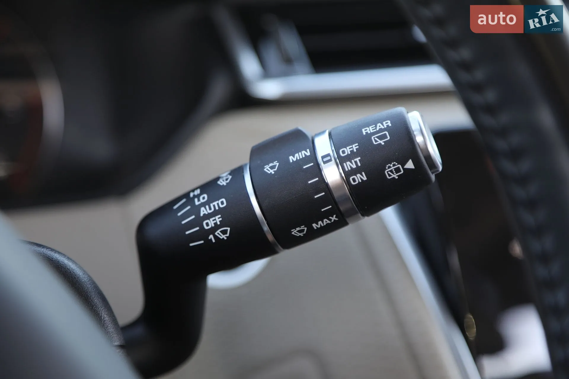 2018 Land Rover Range Rover Velar - мініатюра 26