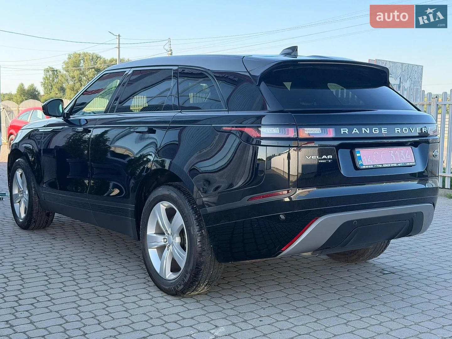 2020 Land Rover Range Rover Velar - мініатюра 2