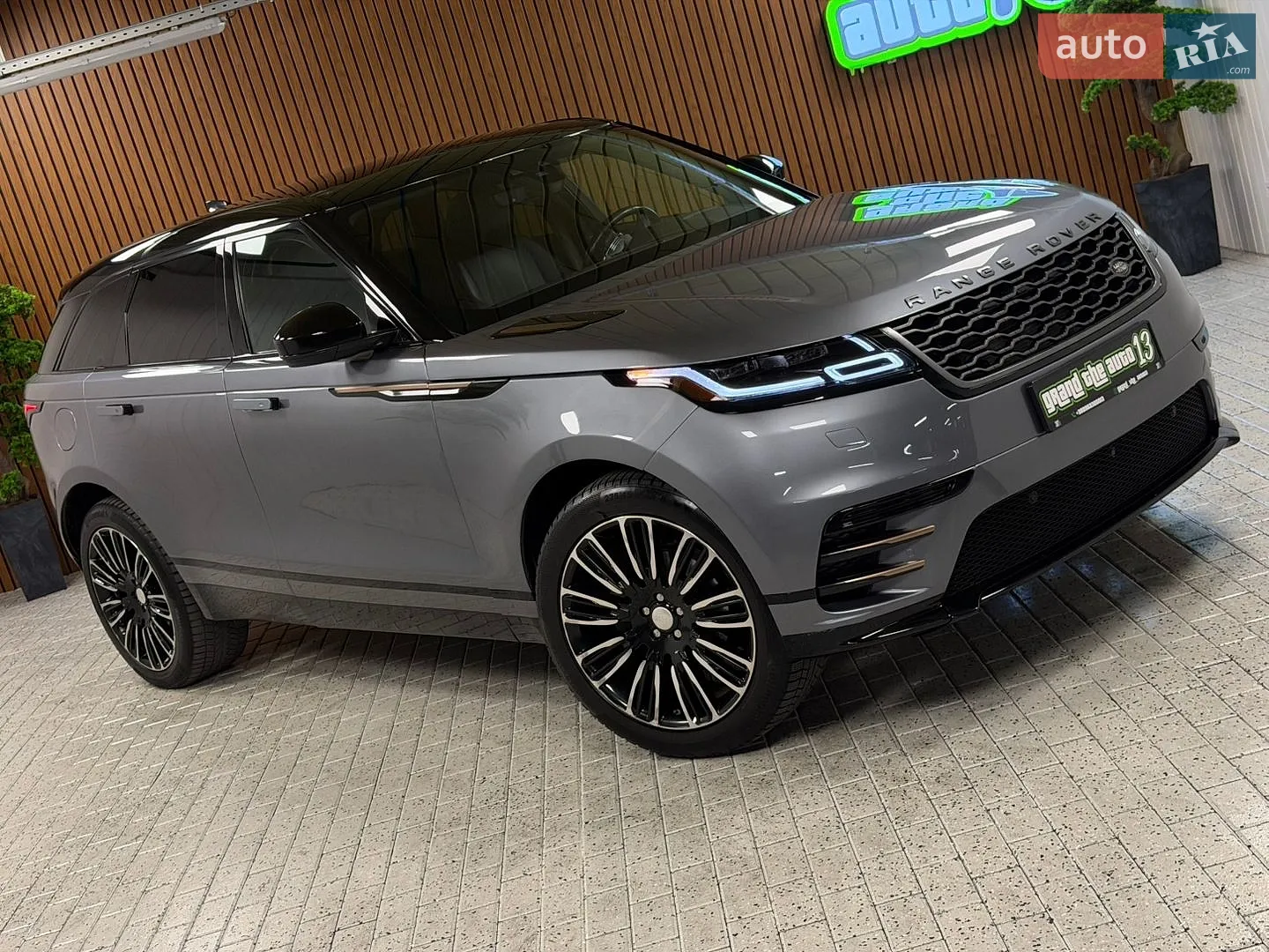 2019 Land Rover Range Rover Velar - мініатюра 15
