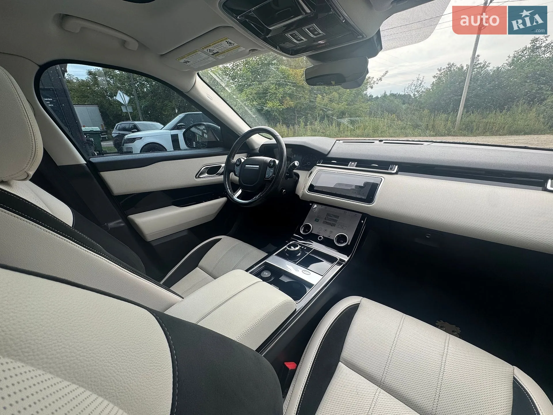 2018 Land Rover Range Rover Velar - мініатюра 12