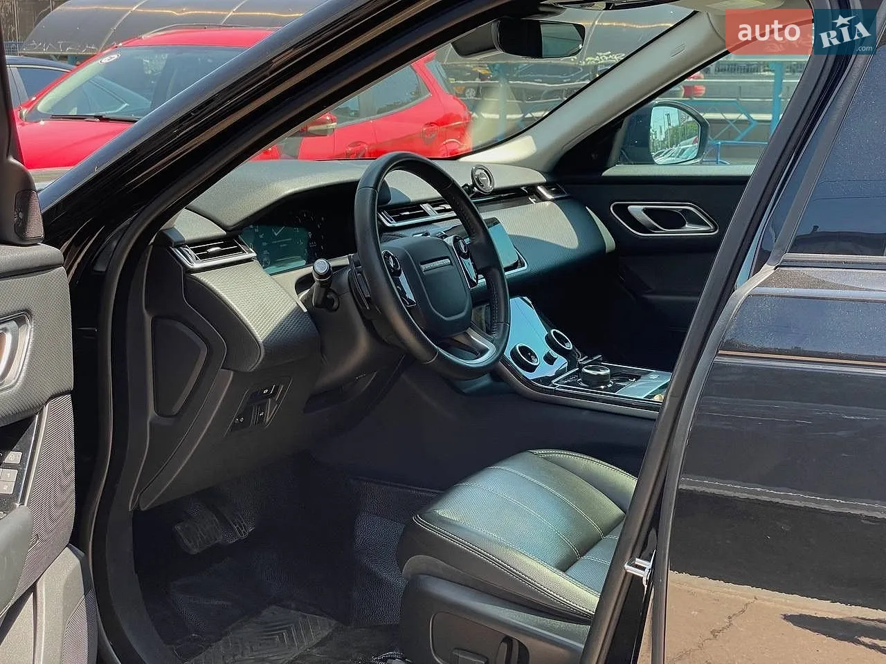 2019 Land Rover Range Rover Velar - мініатюра 23