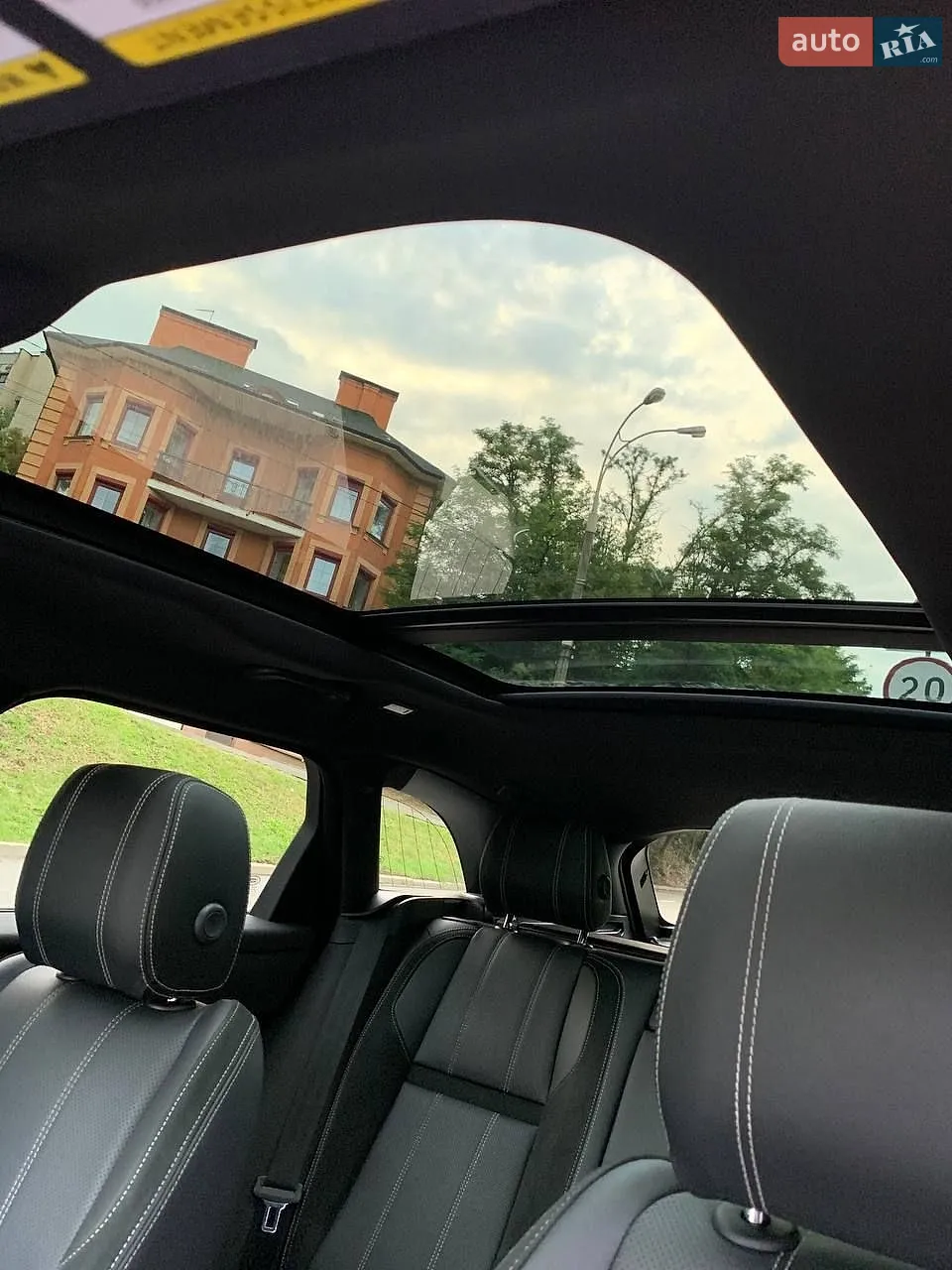 2019 Land Rover Range Rover Velar - мініатюра 11