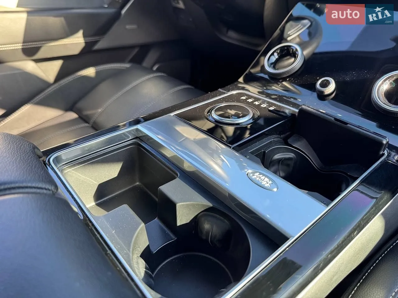 2020 Land Rover Range Rover Velar - мініатюра 20