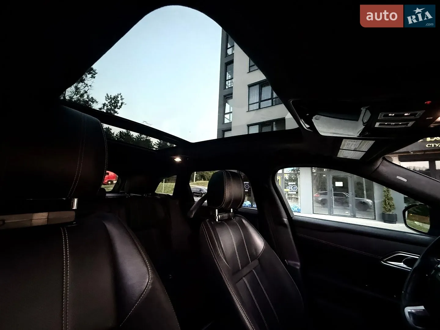 2019 Land Rover Range Rover Velar - мініатюра 52