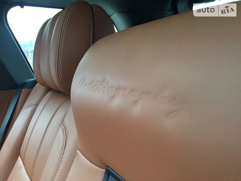 Внедорожник / Кроссовер Land Rover Range Rover 2015 в Киеве