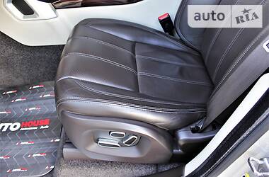 Позашляховик / Кросовер Land Rover Range Rover 2013 в 