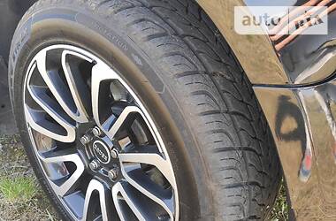 Позашляховик / Кросовер Land Rover Range Rover 2004 в 