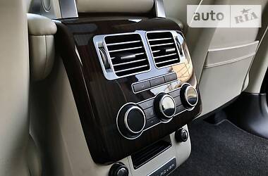 Позашляховик / Кросовер Land Rover Range Rover 2013 в 