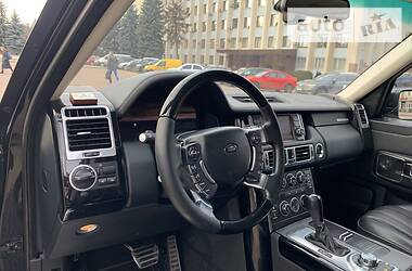 Позашляховик / Кросовер Land Rover Range Rover 2010 в 