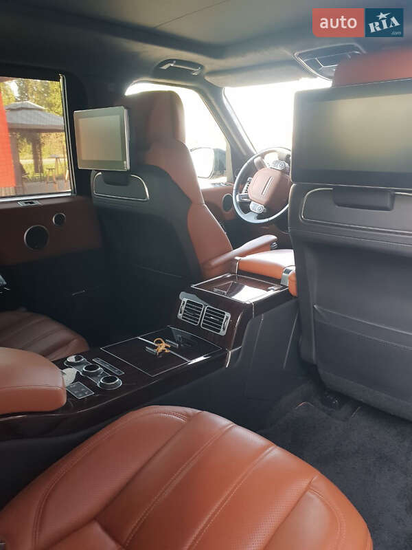 Внедорожник / Кроссовер Land Rover Range Rover 2016 в Черновцах