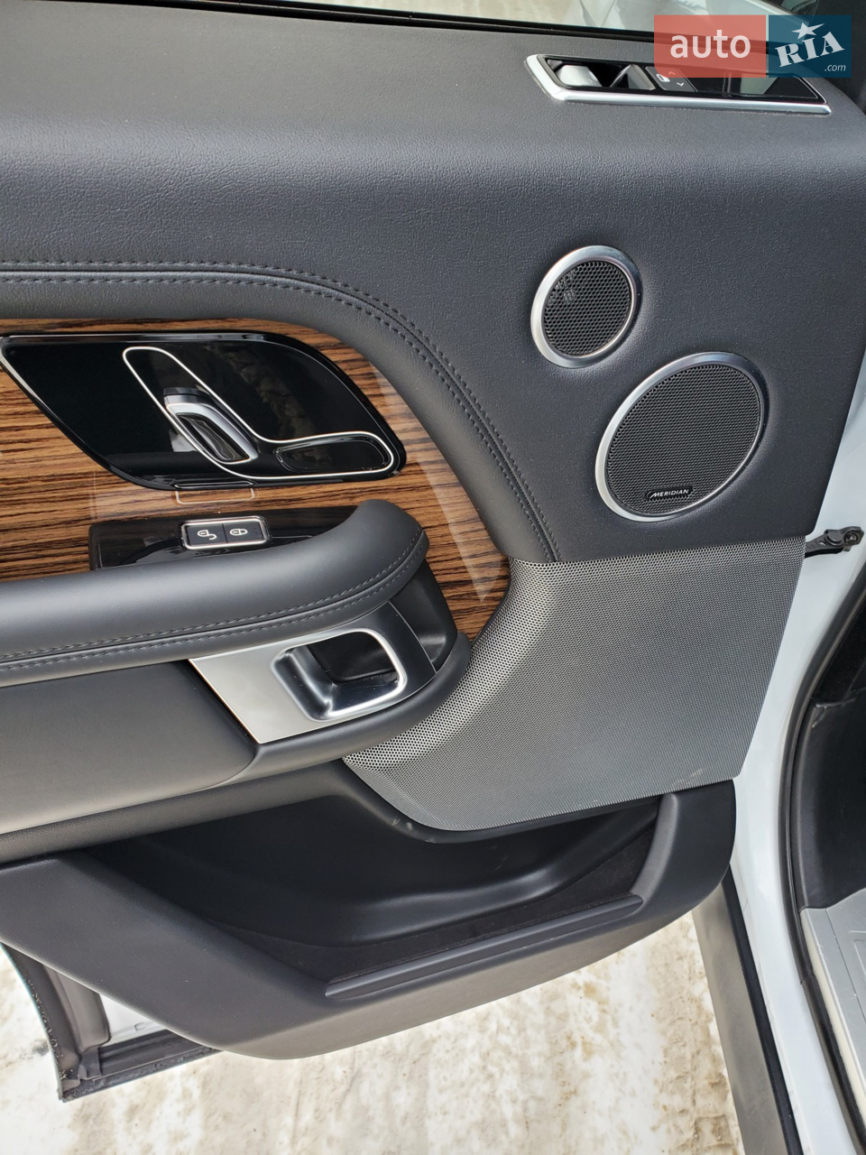 2018 Land Rover Range Rover - мініатюра 13