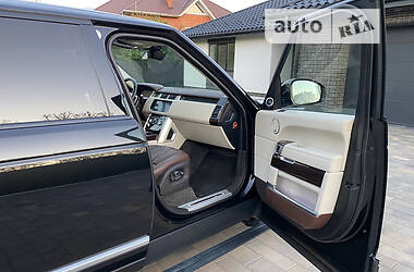 Внедорожник / Кроссовер Land Rover Range Rover 2017 в 