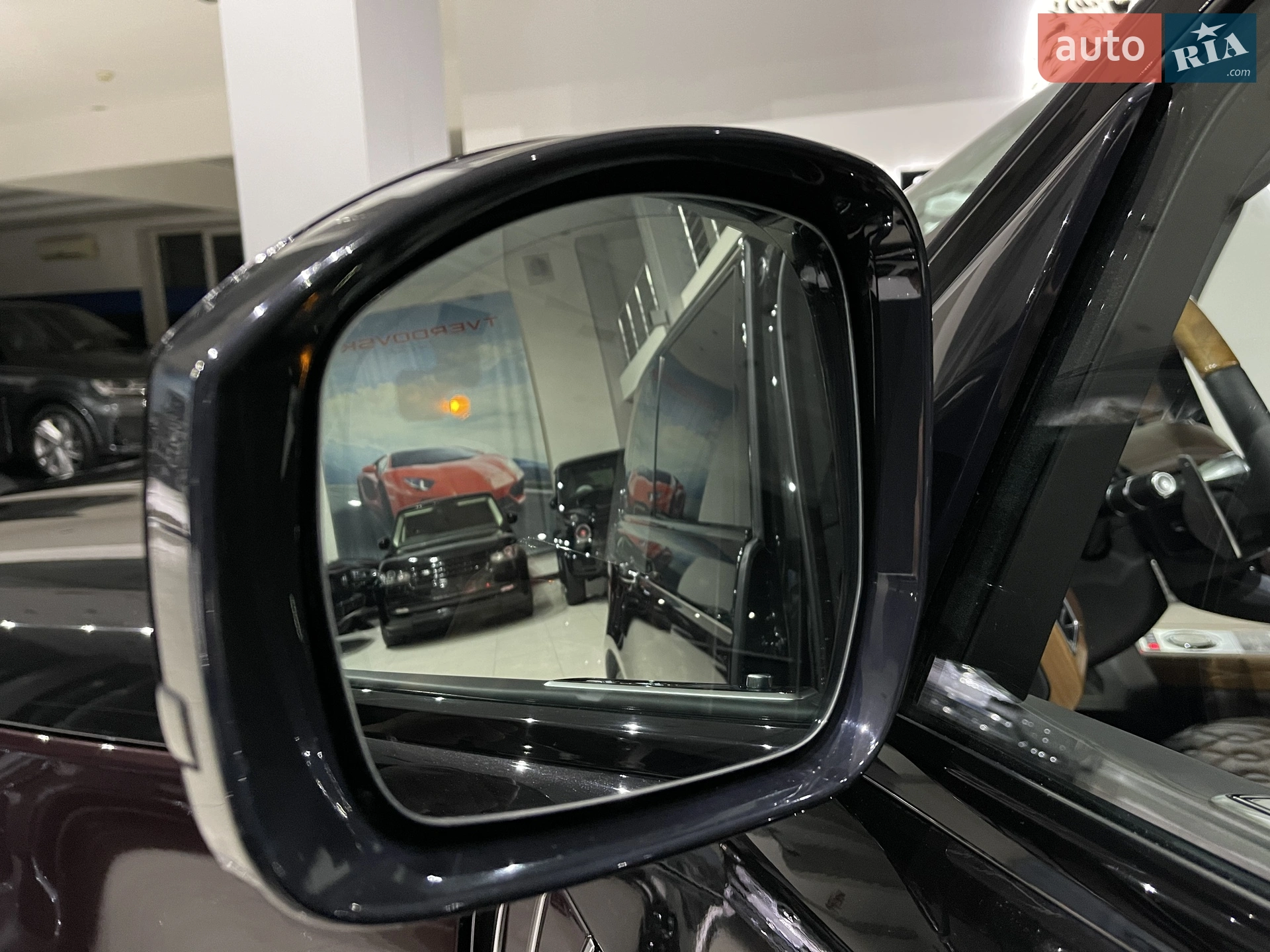 2020 Land Rover Range Rover - мініатюра 23