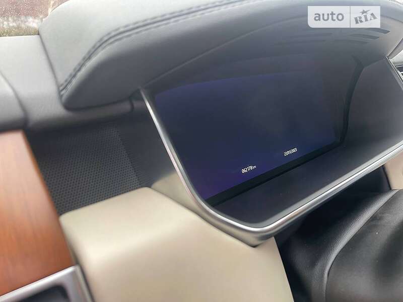 Внедорожник / Кроссовер Land Rover Range Rover 2018 в Кривом Роге
