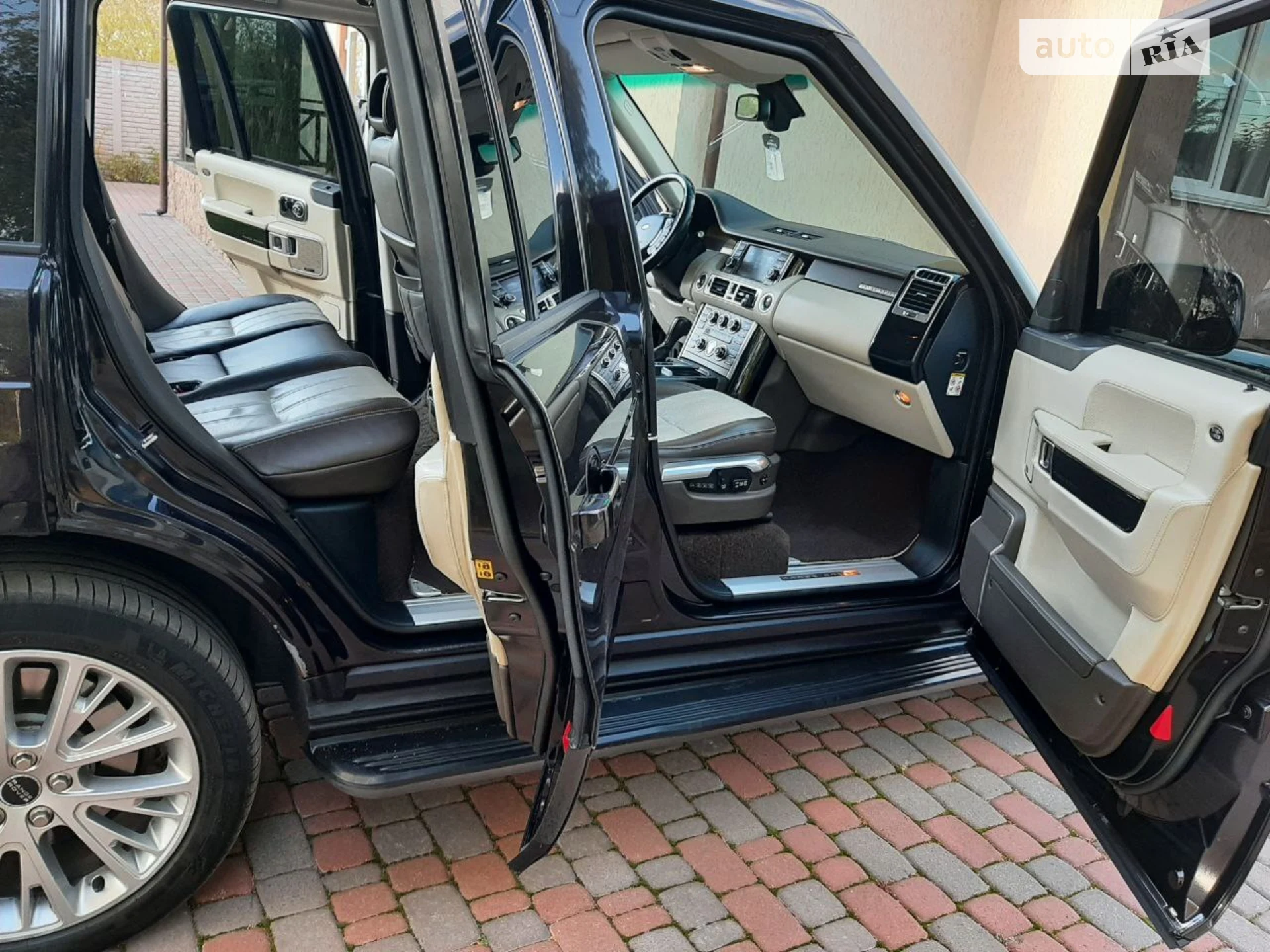 2012 Land Rover Range Rover - мініатюра 7