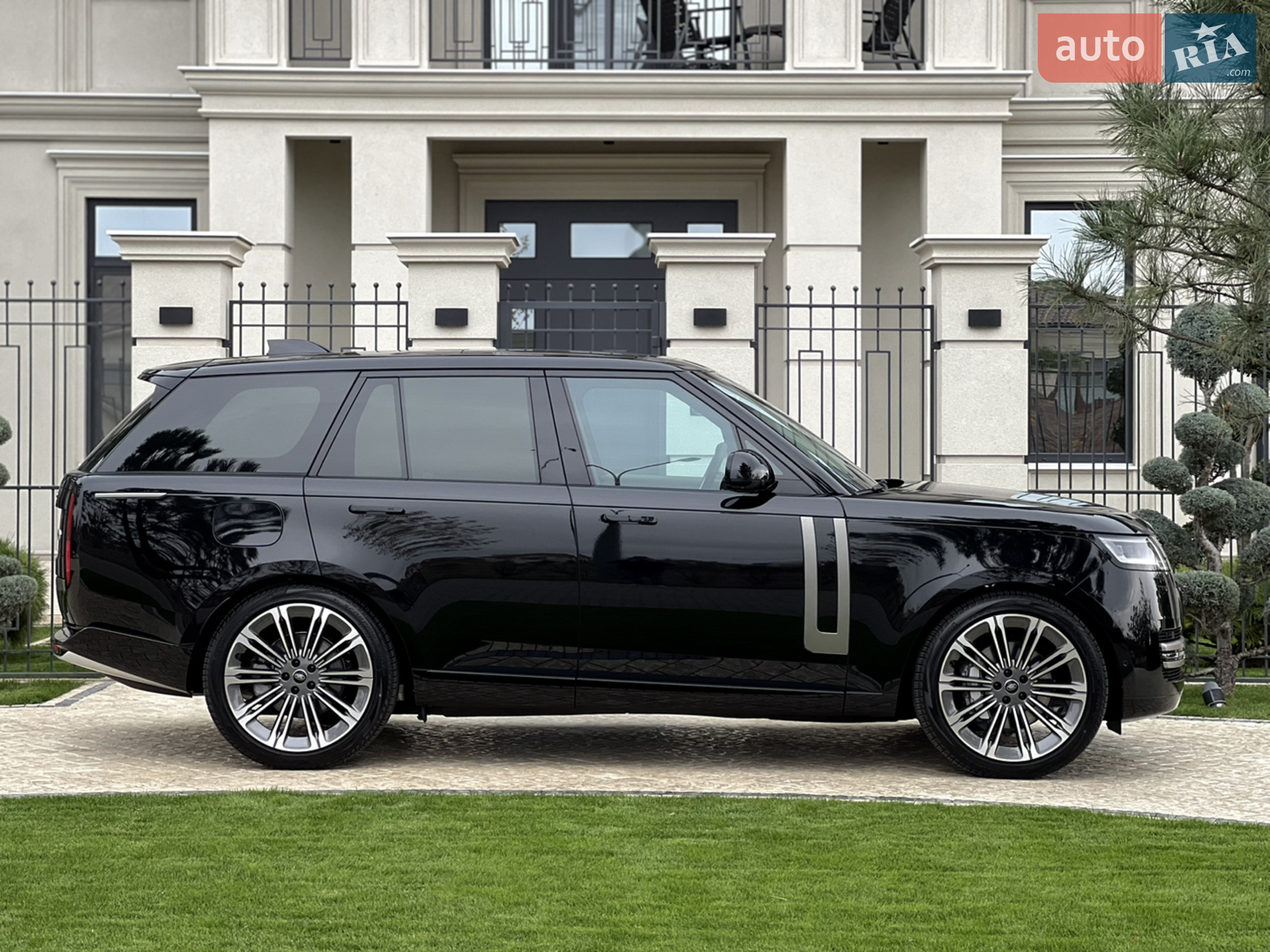 2023 Land Rover Range Rover - мініатюра 20