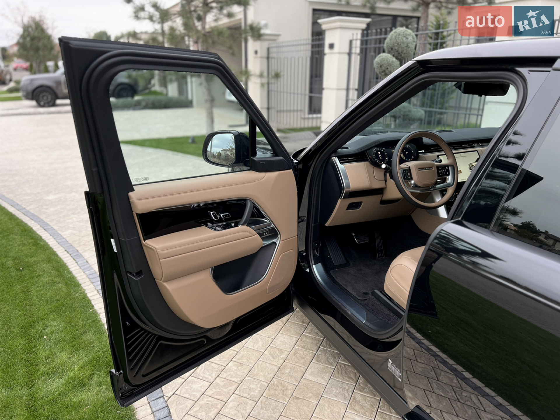 2023 Land Rover Range Rover - мініатюра 29