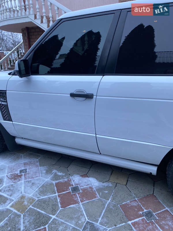 Позашляховик / Кросовер Land Rover Range Rover 2011 в Чернівцях
