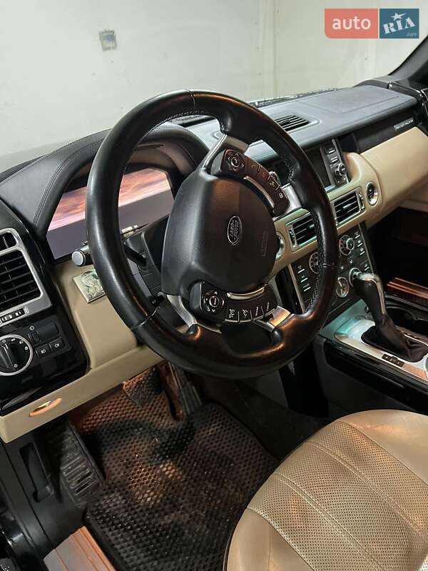 Внедорожник / Кроссовер Land Rover Range Rover 2010 в Виннице
