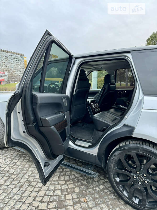 Позашляховик / Кросовер Land Rover Range Rover 2016 в Дніпрі фото 18 Позашляховик / Кросовер Land Rover Range Rover 2016 в Дніпрі