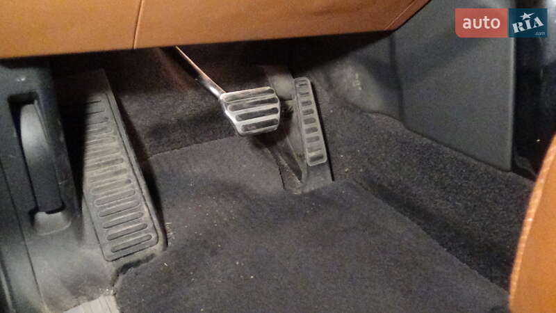 Внедорожник / Кроссовер Land Rover Range Rover 2012 в Днепре фото 71 Внедорожник / Кроссовер Land Rover Range Rover 2012 в Днепре