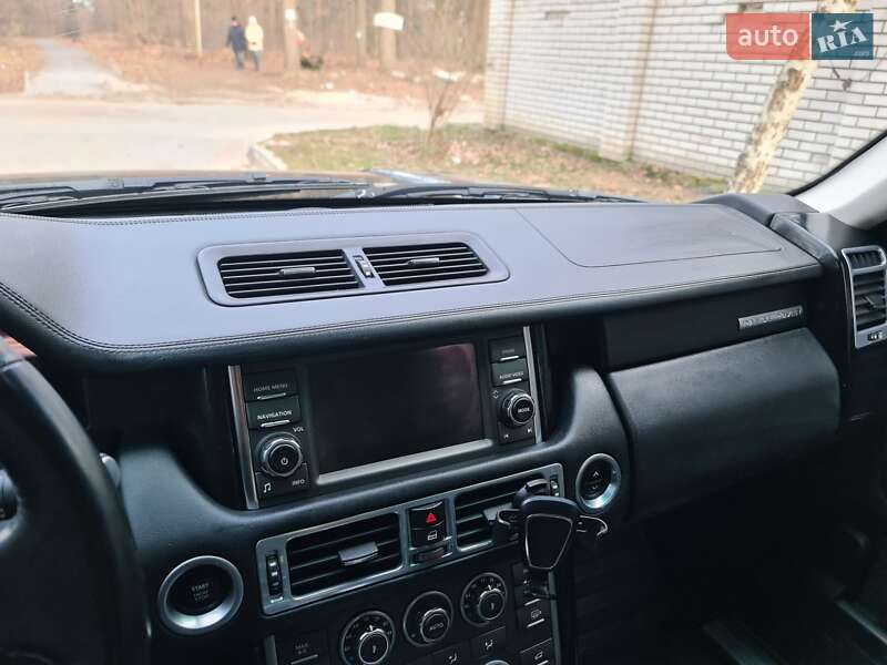 Позашляховик / Кросовер Land Rover Range Rover 2011 в Києві