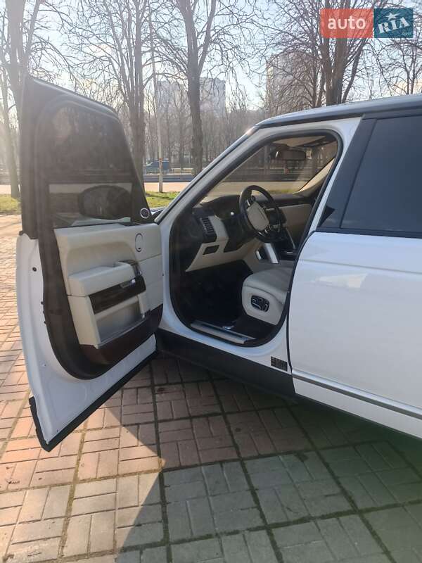 Внедорожник / Кроссовер Land Rover Range Rover 2014 в Киеве
