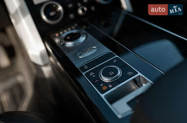 Внедорожник / Кроссовер Land Rover Range Rover 2018 в 