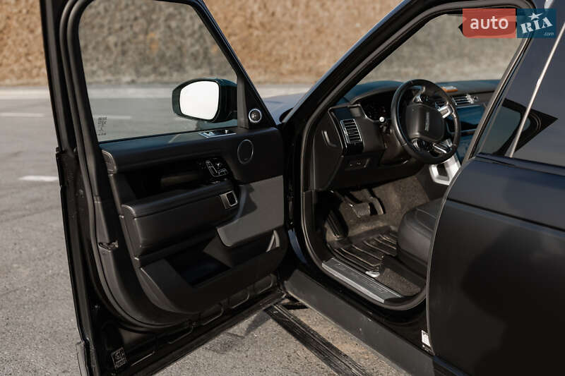 Внедорожник / Кроссовер Land Rover Range Rover 2018 в Полтаве