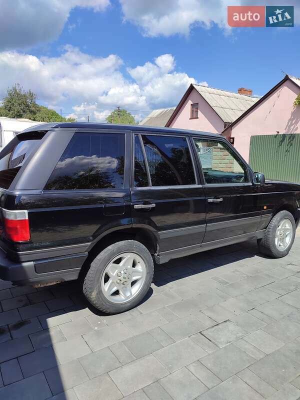 Внедорожник / Кроссовер Land Rover Range Rover 1996 в Старой Выжевке