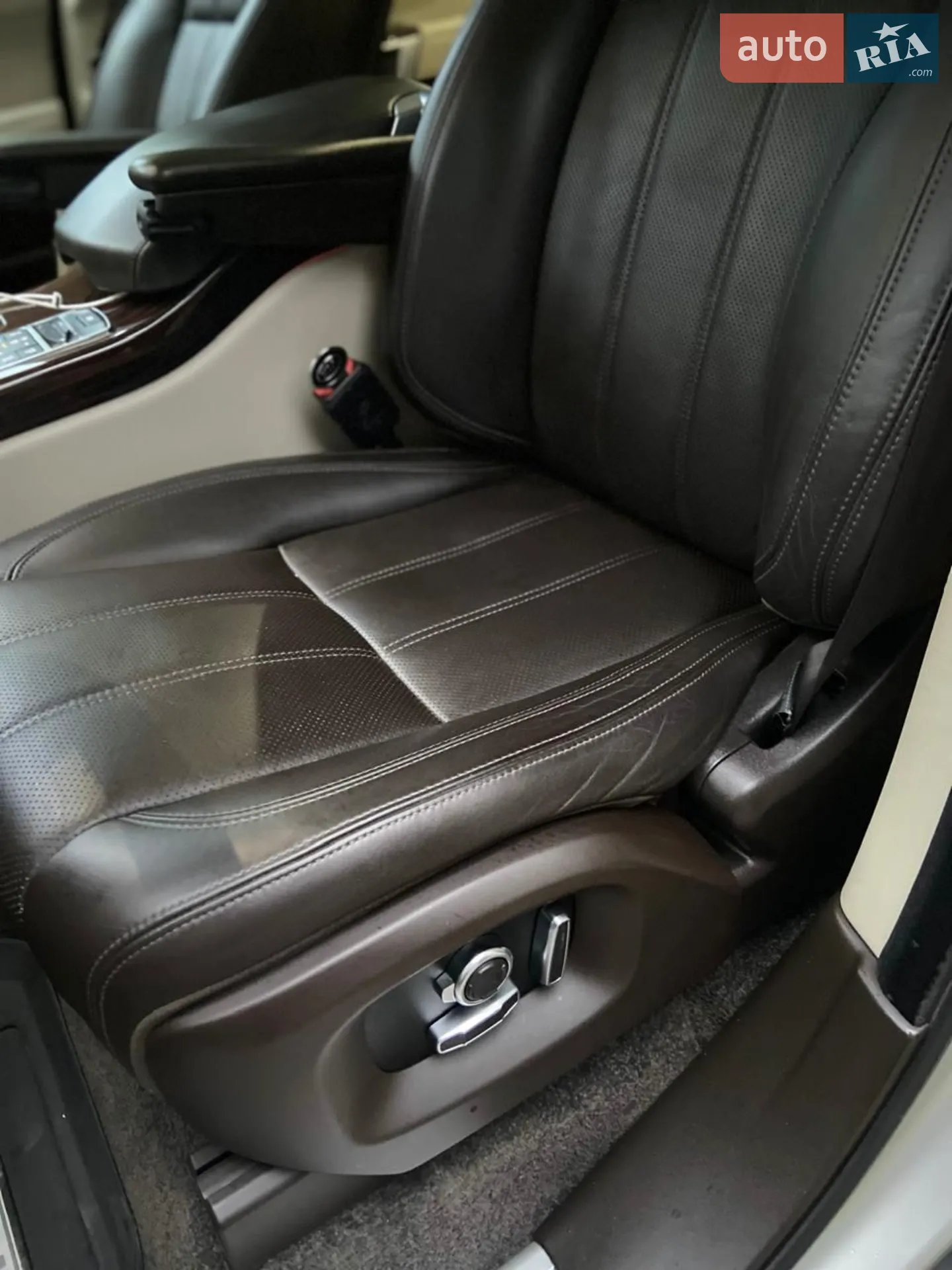2016 Land Rover Range Rover - мініатюра 12