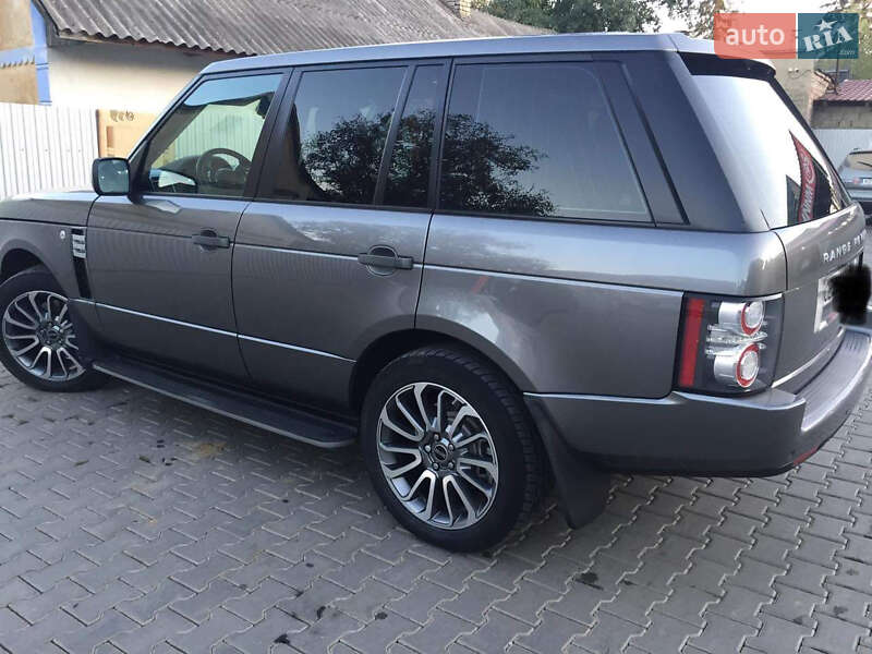 Позашляховик / Кросовер Land Rover Range Rover 2010 в Чернівцях