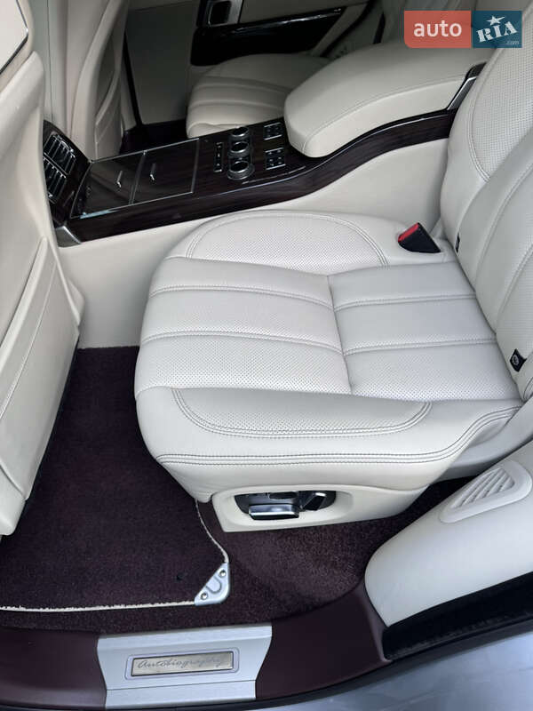 Позашляховик / Кросовер Land Rover Range Rover 2014 в Києві фото 35 Позашляховик / Кросовер Land Rover Range Rover 2014 в Києві