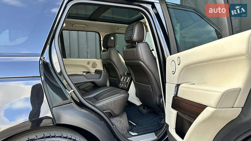 Внедорожник / Кроссовер Land Rover Range Rover 2015 в Киеве