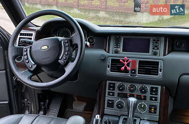 Внедорожник / Кроссовер Land Rover Range Rover 2004 в Дубно