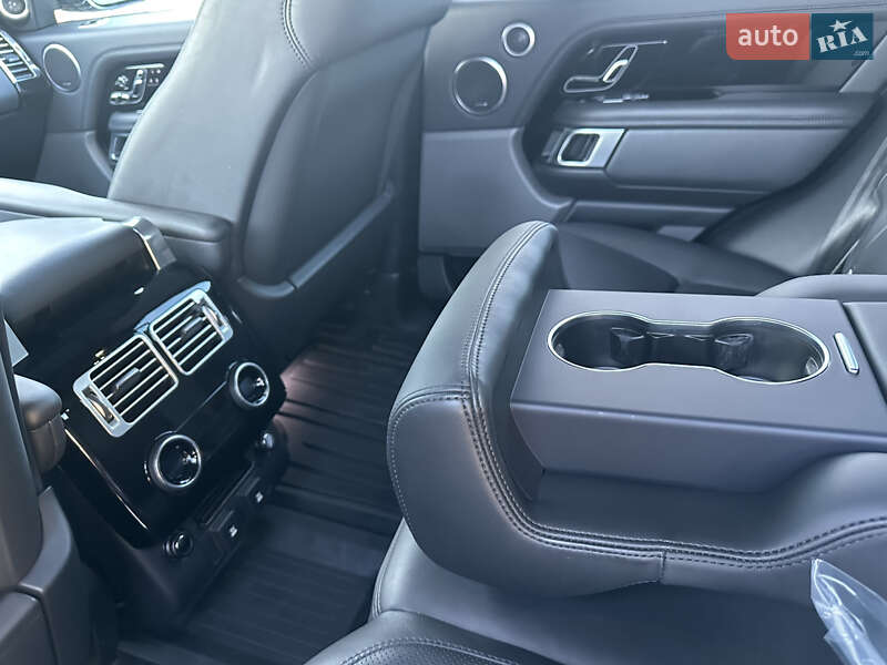 Позашляховик / Кросовер Land Rover Range Rover 2018 в Чернівцях