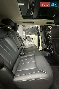 Позашляховик / Кросовер Land Rover Range Rover 2022 в 