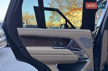 Позашляховик / Кросовер Land Rover Range Rover 2024 в 