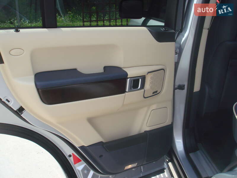 Позашляховик / Кросовер Land Rover Range Rover 2008 в Чернівцях