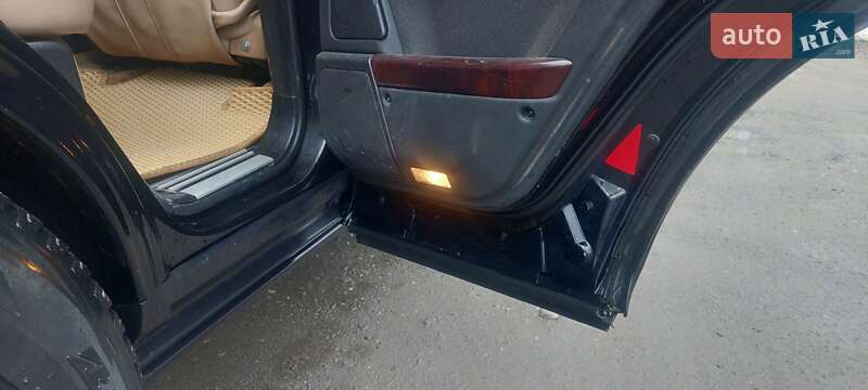 Внедорожник / Кроссовер Land Rover Range Rover 2003 в Дунаевцах