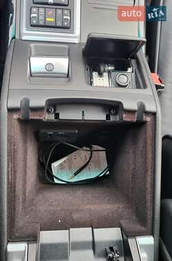Внедорожник / Кроссовер Land Rover Range Rover 2011 в 