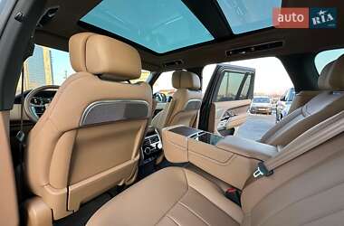 Позашляховик / Кросовер Land Rover Range Rover 2024 в 