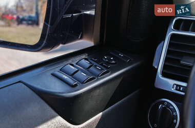 Внедорожник / Кроссовер Land Rover Range Rover 2012 в 