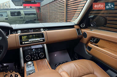 Внедорожник / Кроссовер Land Rover Range Rover 2018 в 