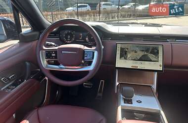 Позашляховик / Кросовер Land Rover Range Rover 2024 в 
